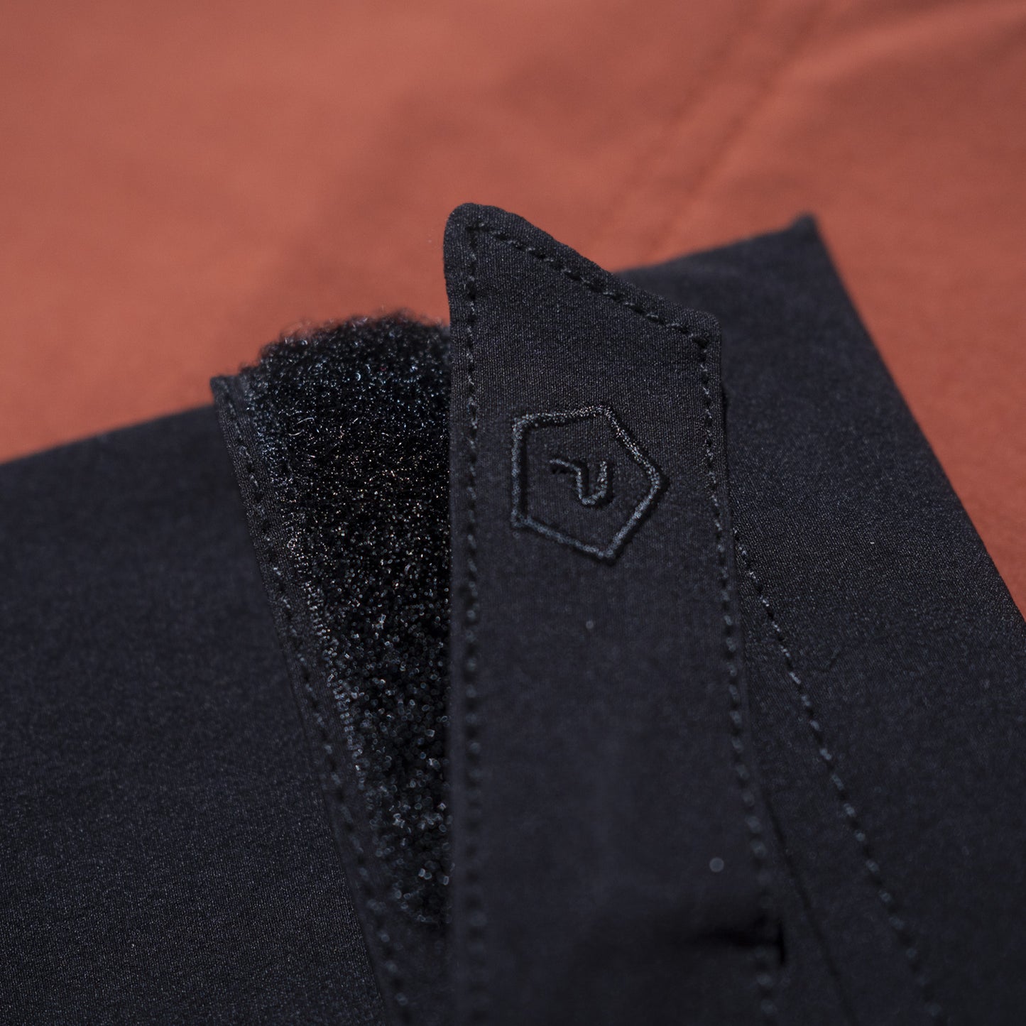 ELITE LIGHT SOFTSHELL JAKNA